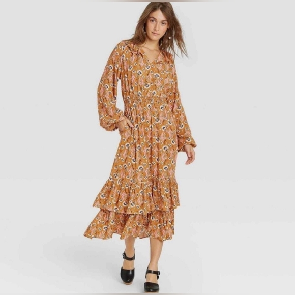 Universal Thread Floral Dress With Balloon Sleeves - Picture 2 of 7